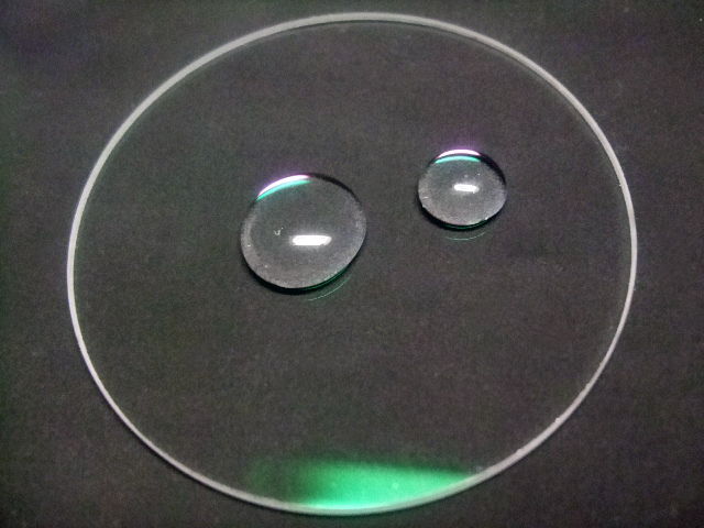 <font color='#0380f5'>镜片的制作材料可为两大类</font>